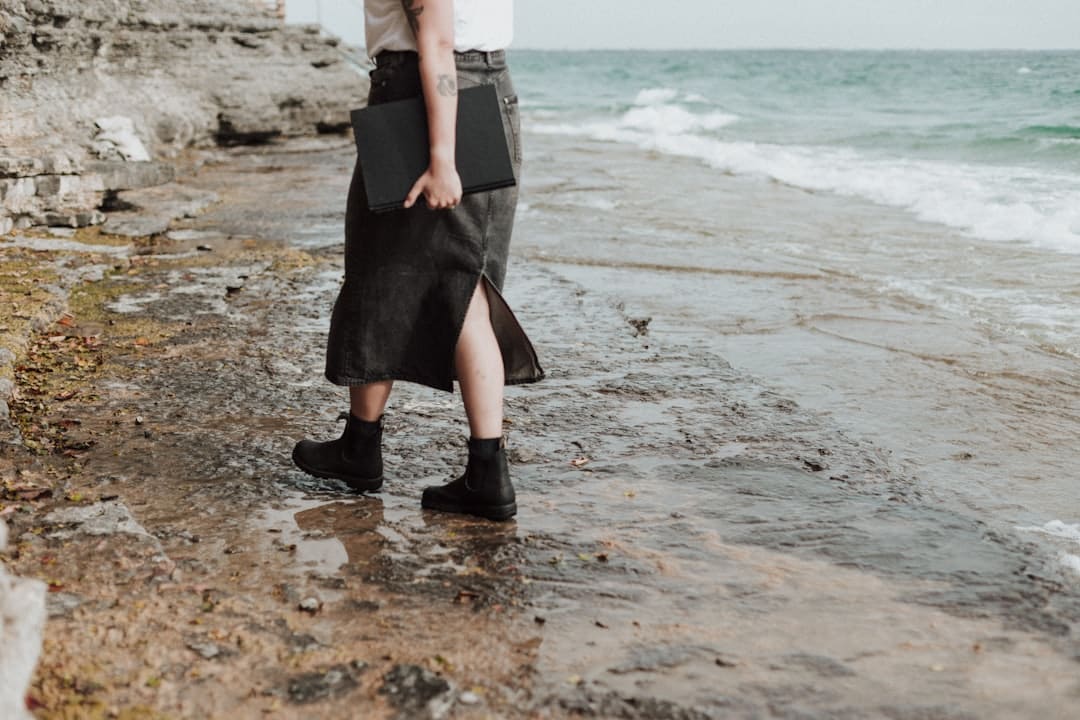演唱会现突发状况，詹妮弗·洛佩兹化解危机获赞
